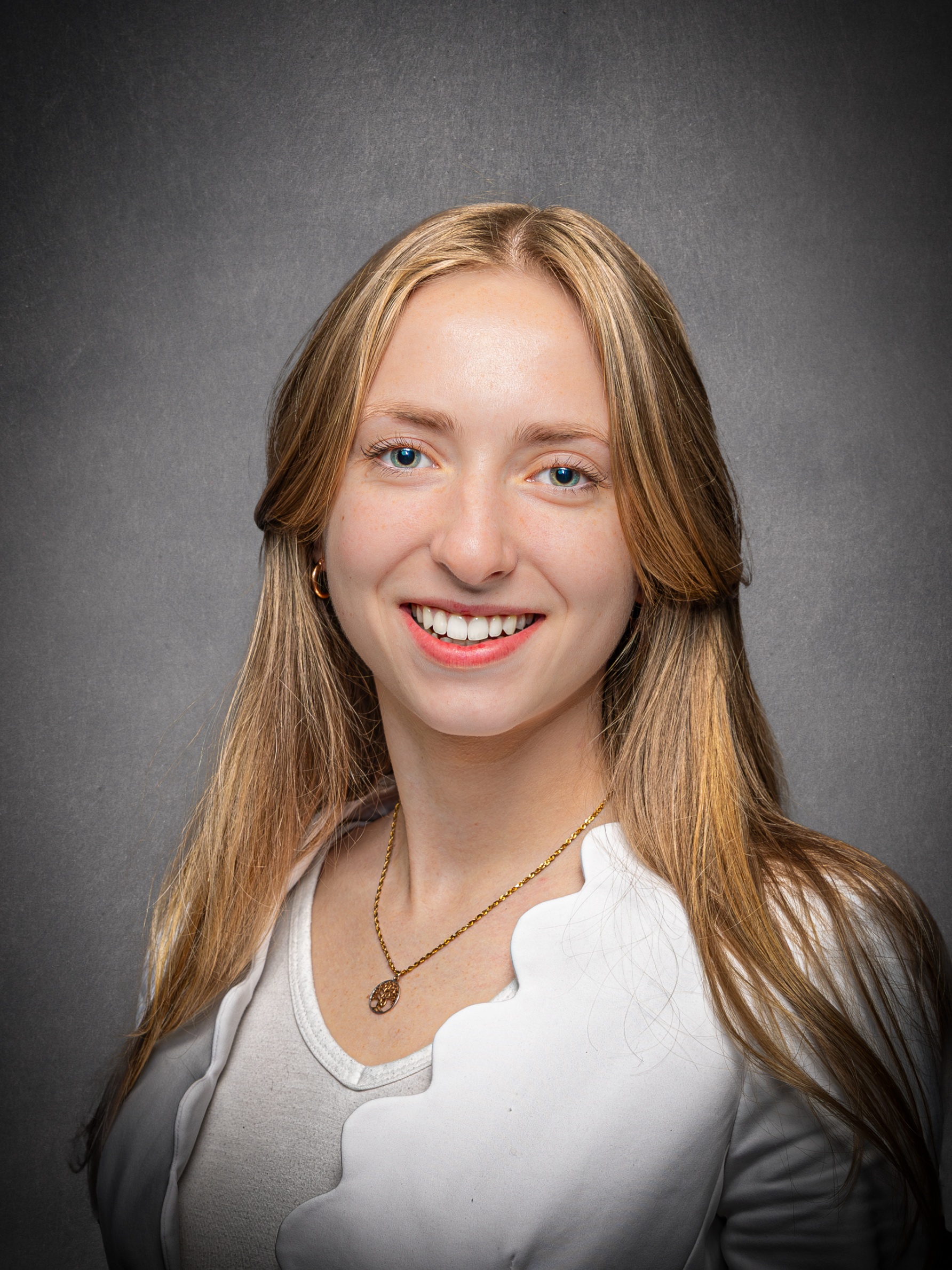 Nadiia Rudenko sfvservices.com